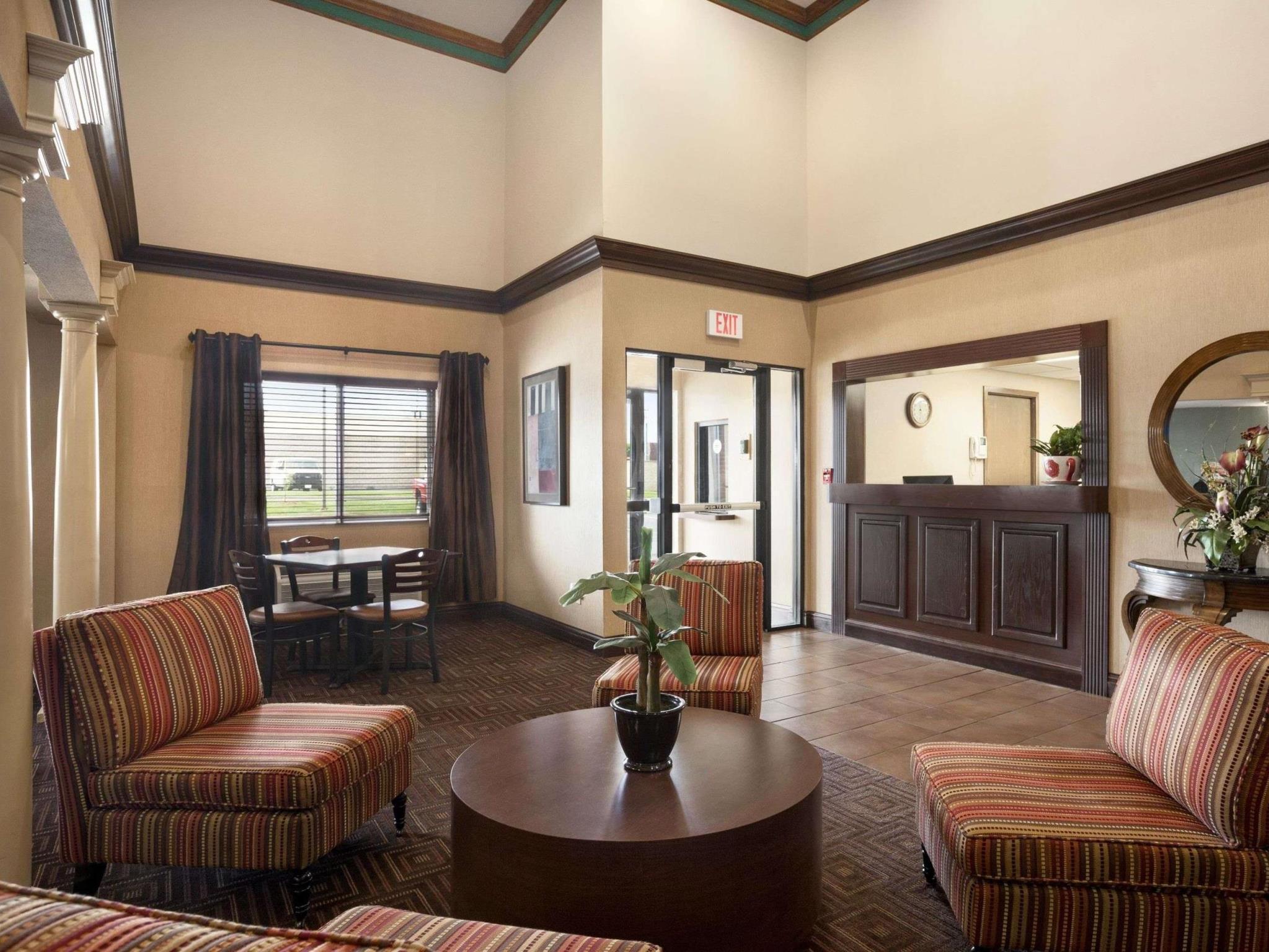 ซูเปอร์ 8 บาย วินด์แฮม แฟร์วิวไฮต์-เซนต์หลุยส์ Motel แฟร์วิว ไฮท์ส ภายนอก รูปภาพ