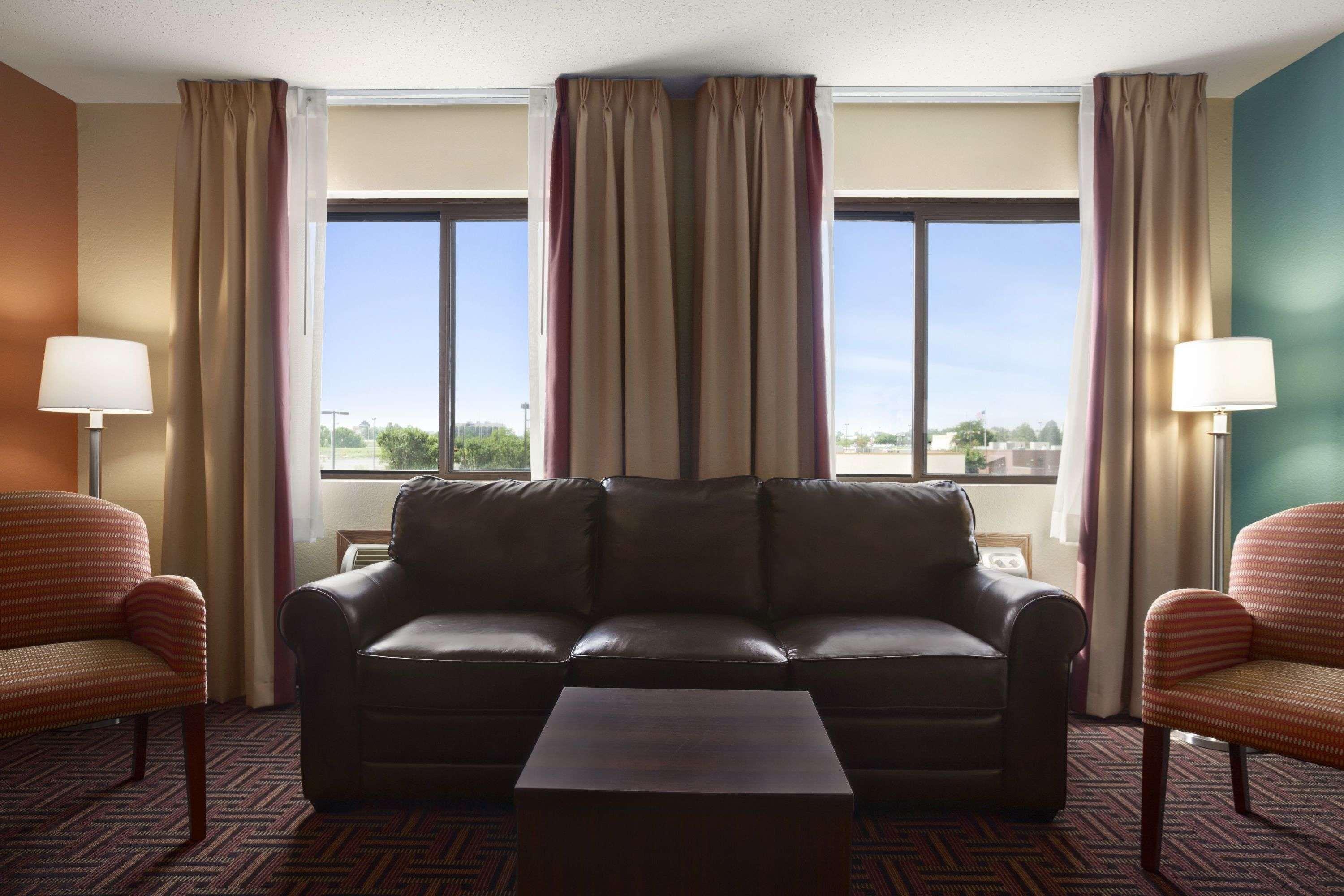 ซูเปอร์ 8 บาย วินด์แฮม แฟร์วิวไฮต์-เซนต์หลุยส์ Motel แฟร์วิว ไฮท์ส ภายนอก รูปภาพ