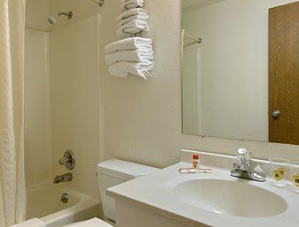ซูเปอร์ 8 บาย วินด์แฮม แฟร์วิวไฮต์-เซนต์หลุยส์ Motel แฟร์วิว ไฮท์ส ภายนอก รูปภาพ